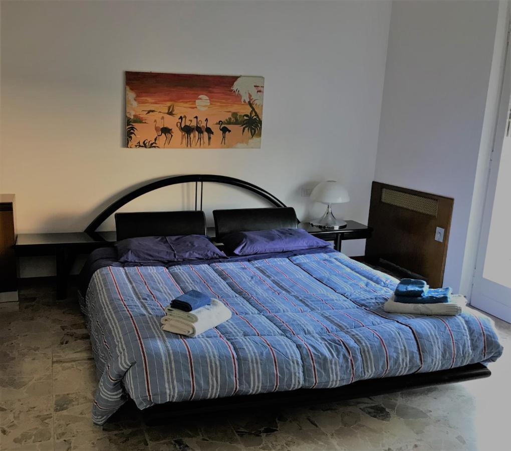 B&B Magenta Eksteriør bilde